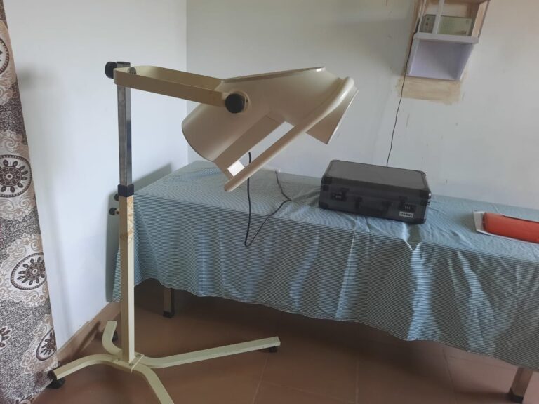 Bioptron machine